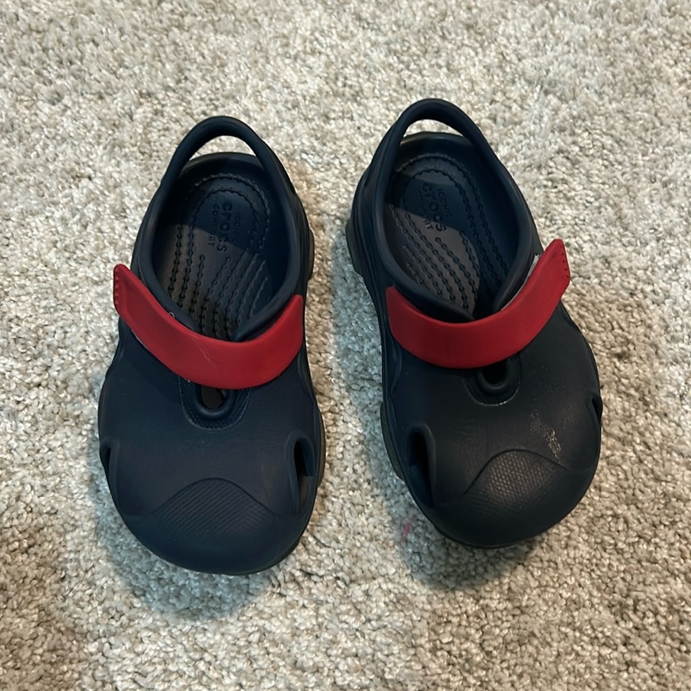 Crocs
